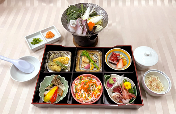 宴会松花堂